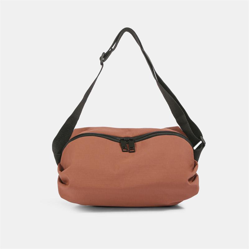 Large Capacity Shoulder Bag Women's Lightweight Sports Crossbody Bag