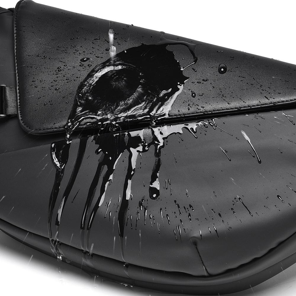 Lightweight Men's Bag Outdoor Travel Crossbody Bag