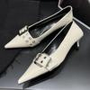 Fashion Roman Retro Women Pumps Shoes 2025 Spring And Autumn Pointed Toe Fashion Shallow Mouth Sandals Morden Trendy Low Heels Shoes