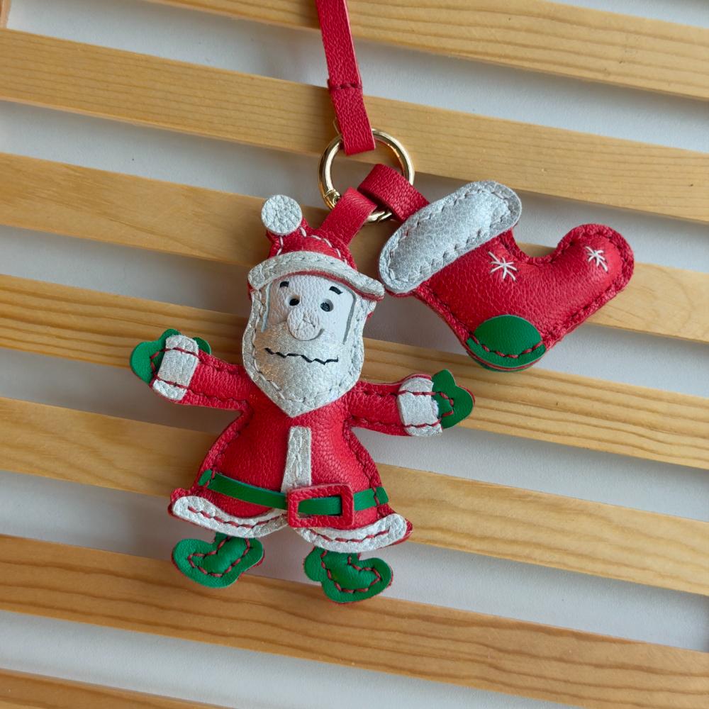Cow Leather Christmas A Happy Family Pendant Snowman Deer Penguin Family Hanging Bag Charm Ornament Blessing Bags Accessories