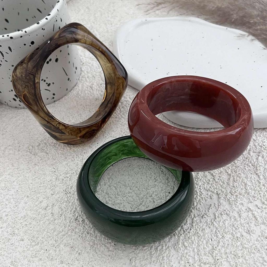 Ingemark Vintage Chunky Resin Acrylic Bangles for Women 2026 New Fashion Geometric Irregular Wide Bracelets Grunge Jewelry Gift