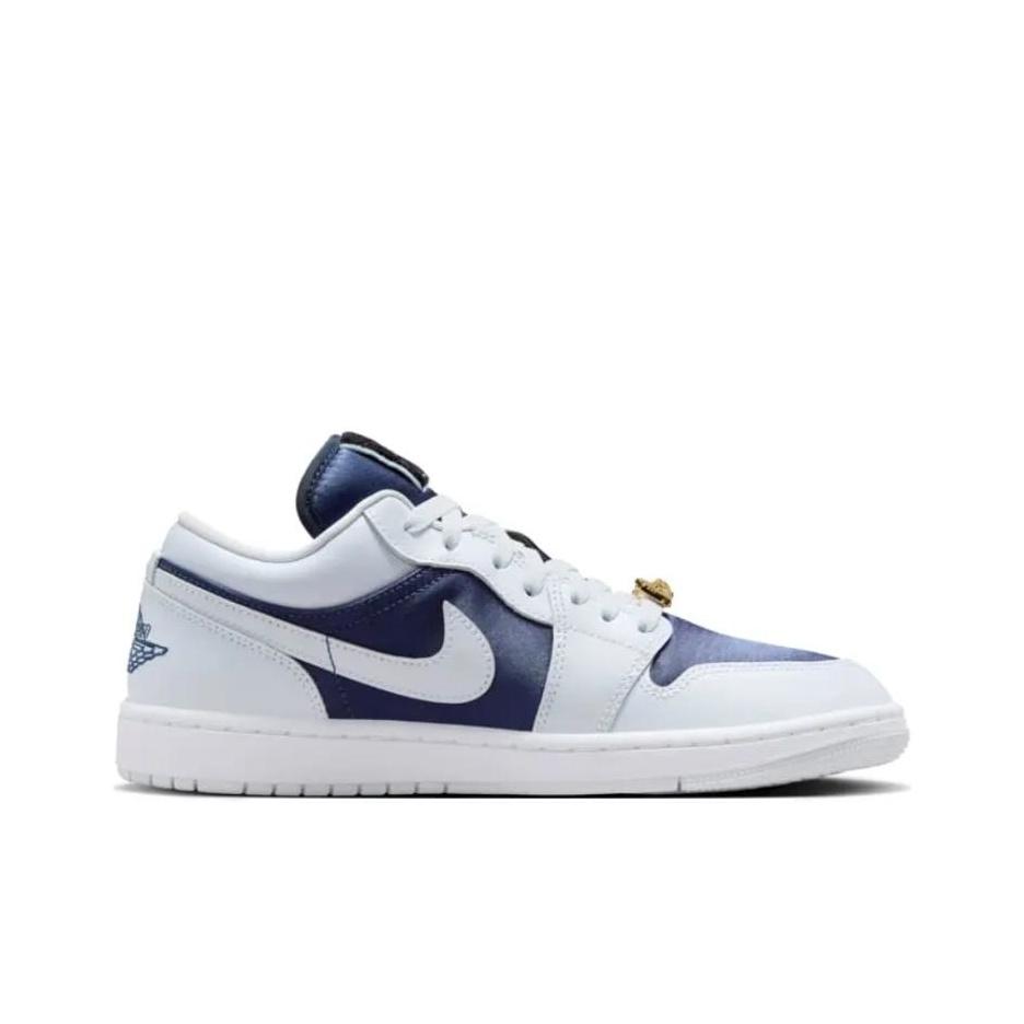 Air Jordan 1 Low SE Midnight Navy Ciondoli Oro Scarpe da Ginnastica da Donna Blu Football-Grey Bianco FZ8778-044