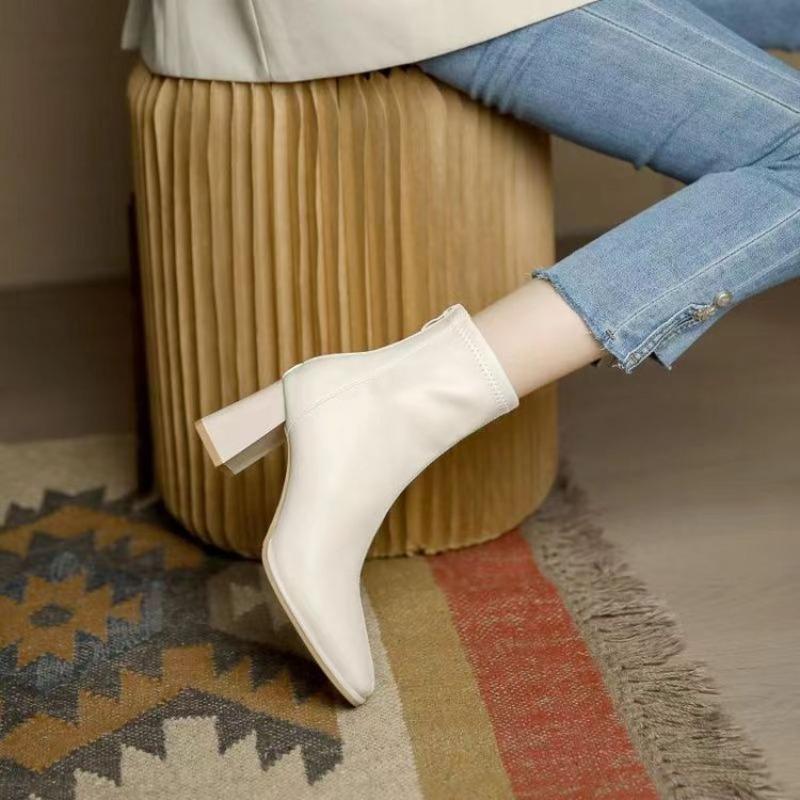 White Boots Women's Autumn and Winter New Thin Boots Rear Zipper Square Head Thick Heel Soft Leather Velvet Fashion Boots