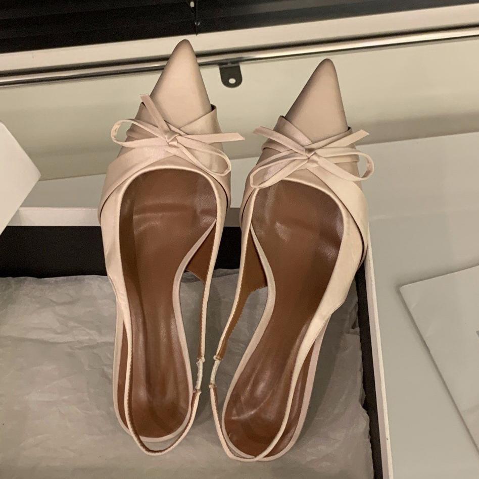 

Fashion new designer sweet bowtie silk sandals women pointed toe slingback summer party shoes thin high heels sandalias mujer 2025 35 абрикосовый