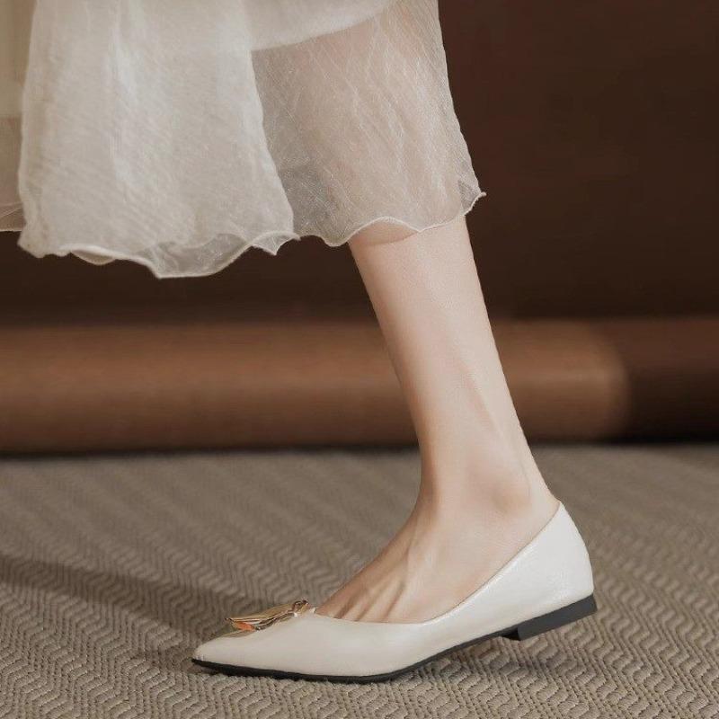 Temperament senior commuter women's shoes summer single shoes design sense one pedal pointed shallow mouth flat shoes