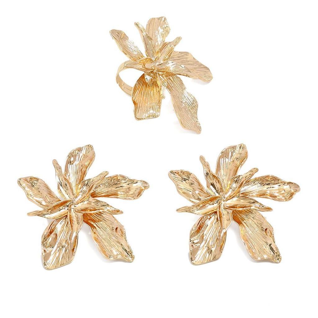 Elegant Gold Three-Dimensional Flower and Leaf Zinc Alloy Earrings