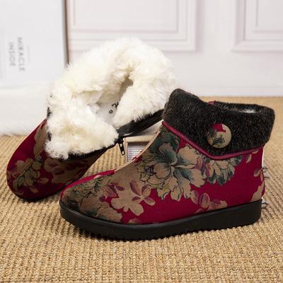 Botas de neve quentes antiderrapantes de inverno 2024, sapatos baixos de algodão com sola macia e plataforma casual para mulheres, calçado feminino