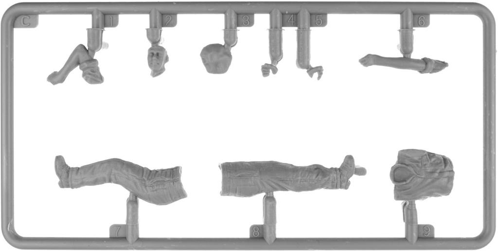 Miniart British Tank Repair Crew Plastic Model MA35489 1/35 (person)