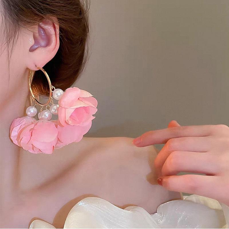 

Модные серьги-подвески для женщин розовый