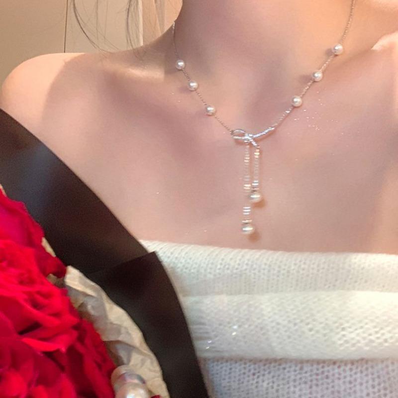 Spice Girl Bow Necklace Women's Versatile Premium Sense Niche Tassel Temperament Simple Pearl Clavicle Chain Jewelry