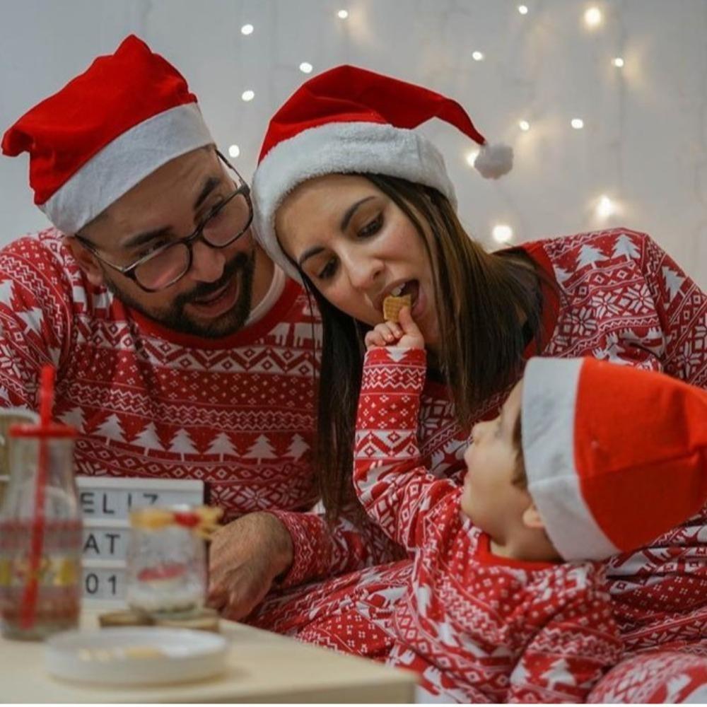 Ciepłe Rodzinne Piżamy Bawełniane Zestawy Ubrań 2024 Bluzka&Spodnie Mama Tata Dzieci