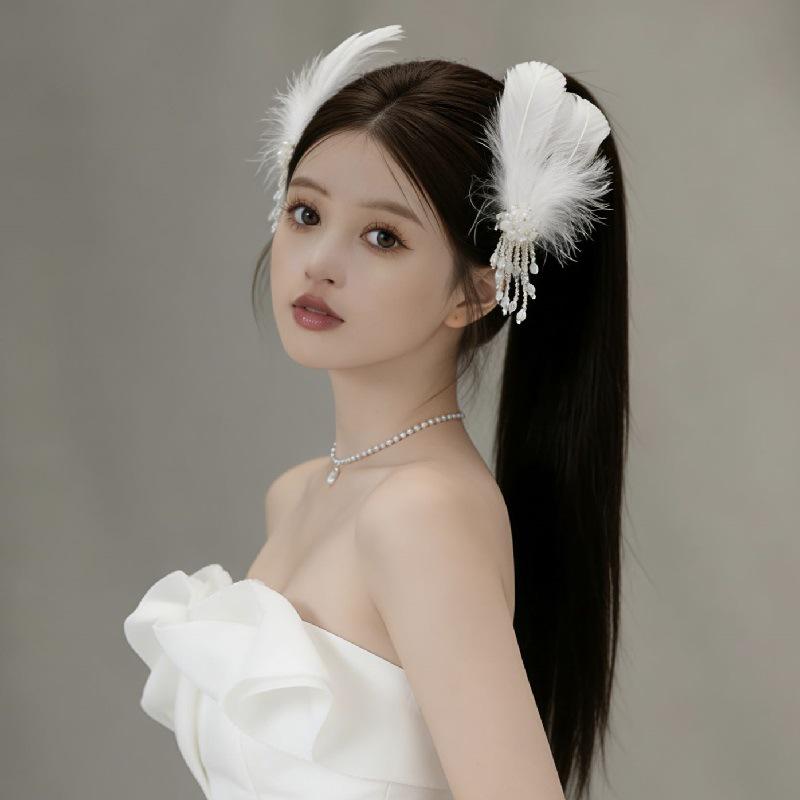 White Feather Tassel Headdress: Bridal Hair Clip for Photography & Travel