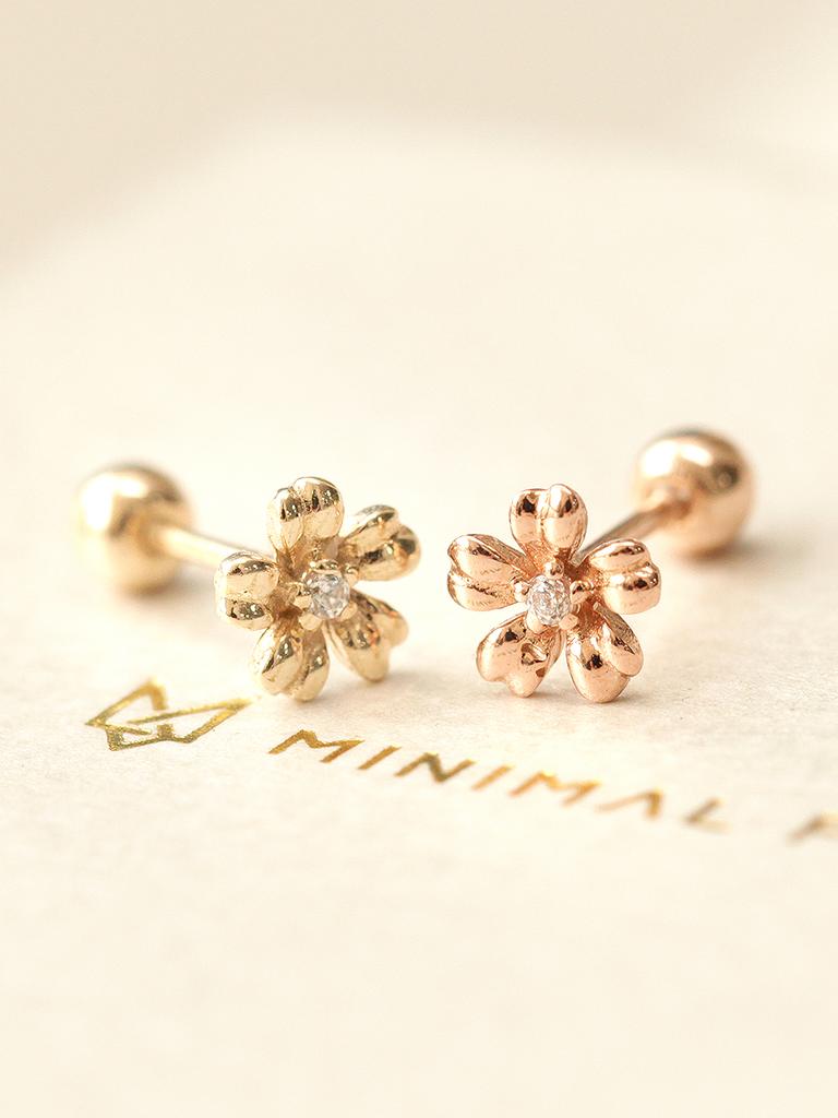 Minimalpiercing 14K Mini Cubic Petal Flower Piercing Earrings