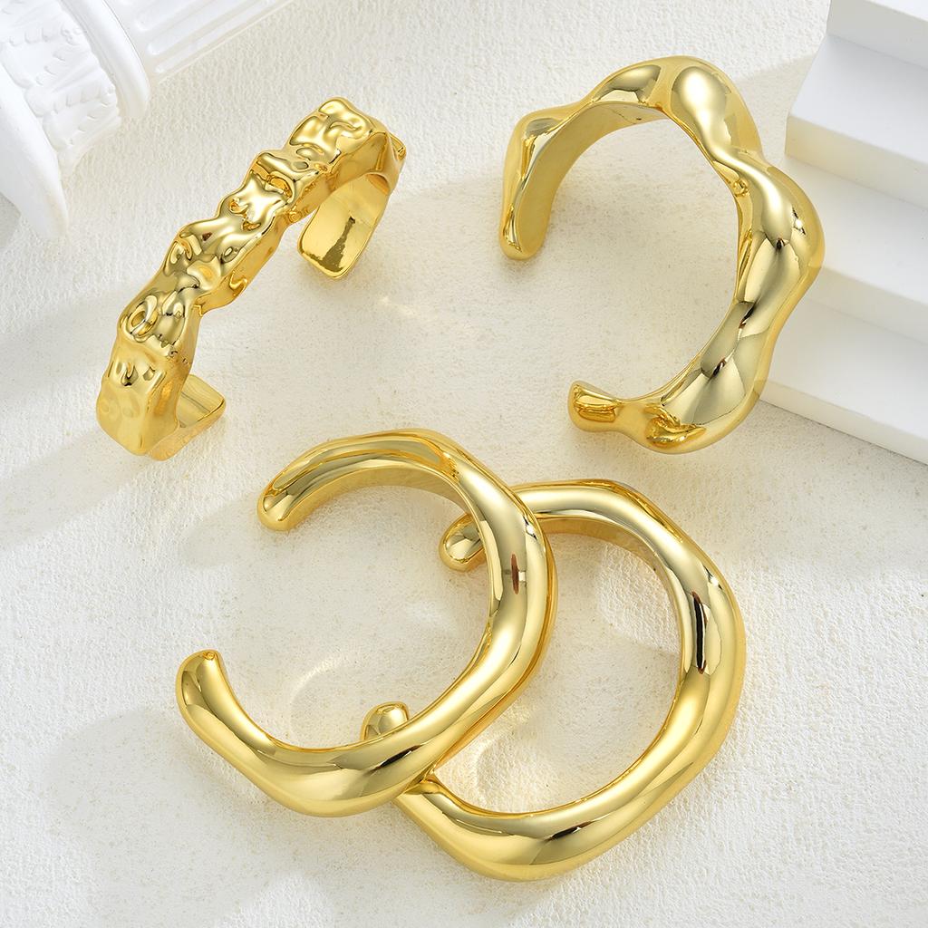 Vintage Punk Glossy Wide Cuff Bangle for Women HipHop Gold Color Geometric Metal Bracelets Daily Wear Party Jewelry Gifts New