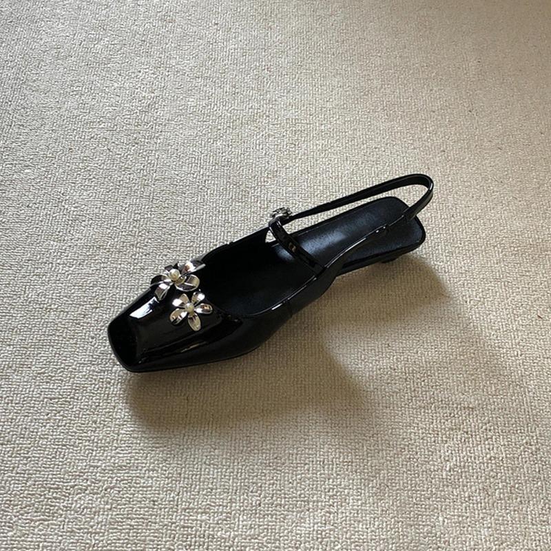 

Версия из овчины~ Премиальный темперамент стразы цветок сумка голова обувь женская низкий каблук мелкая горловина повседневные одинарные туфли внешние сандалии 40