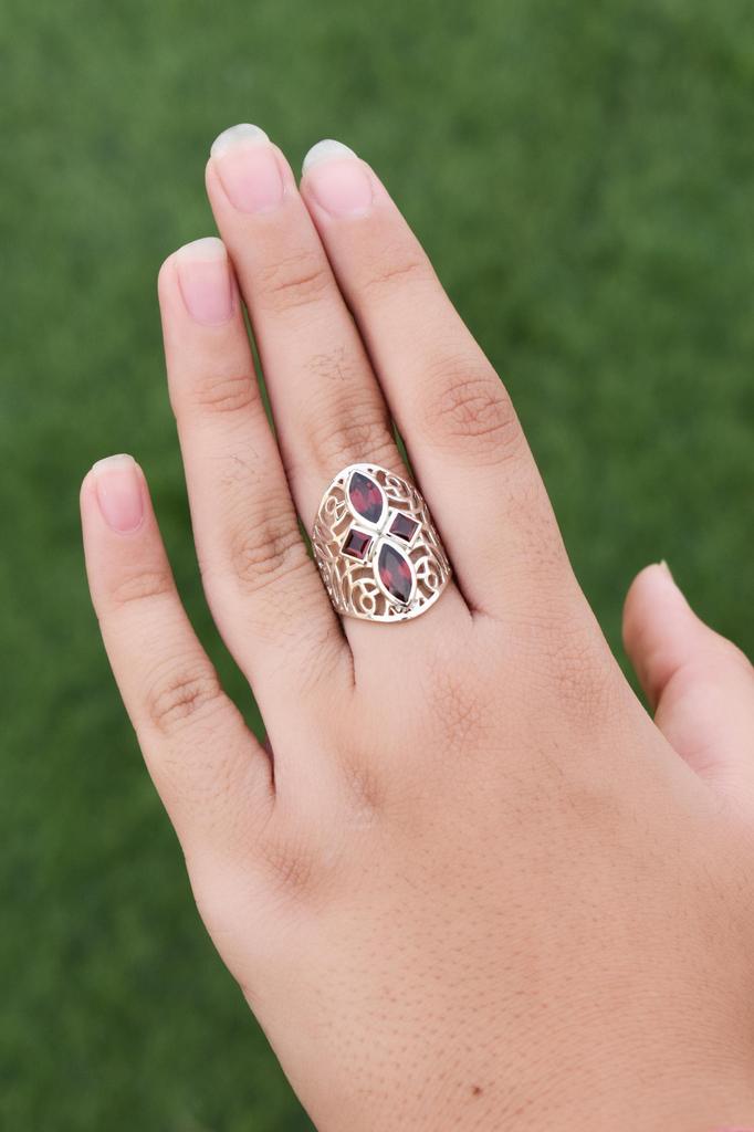 Garnet Statement Ring: Vintage 925 Sterling Silver