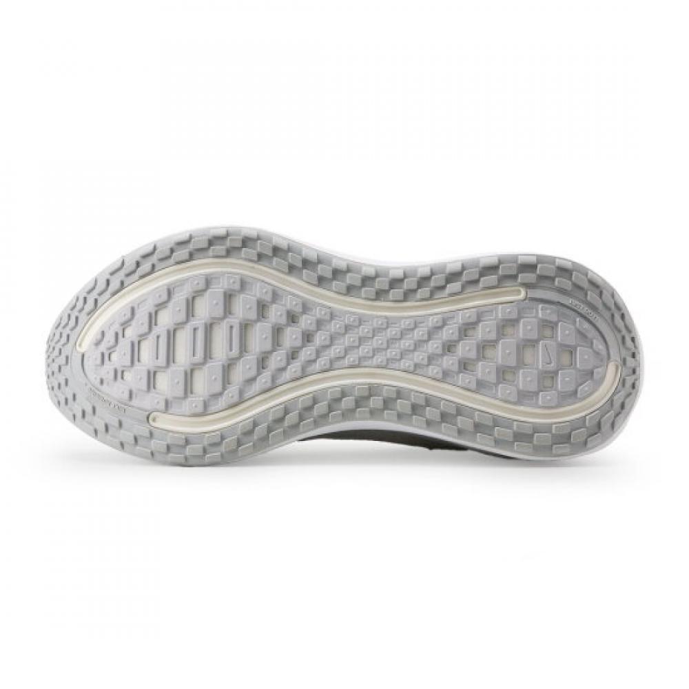Nike Vomero Plus Hv8150 102