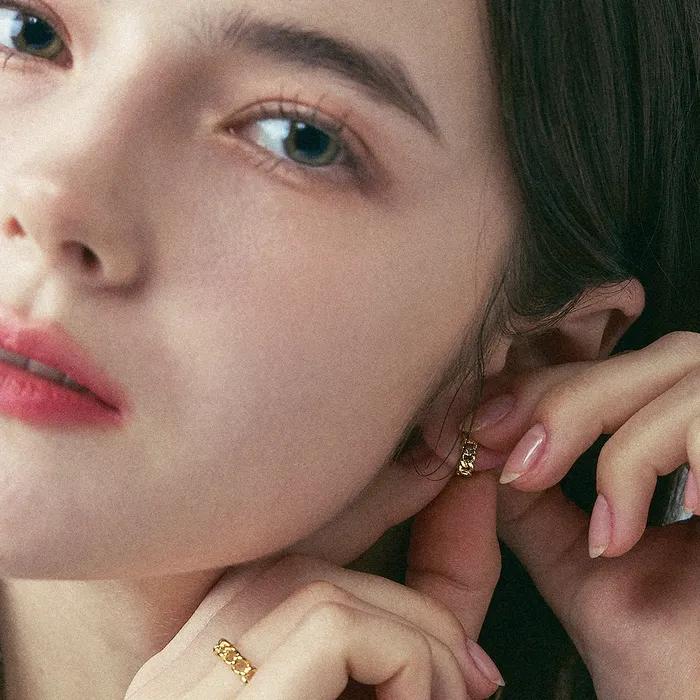 Chain Flow Mini One-Touch Earrings