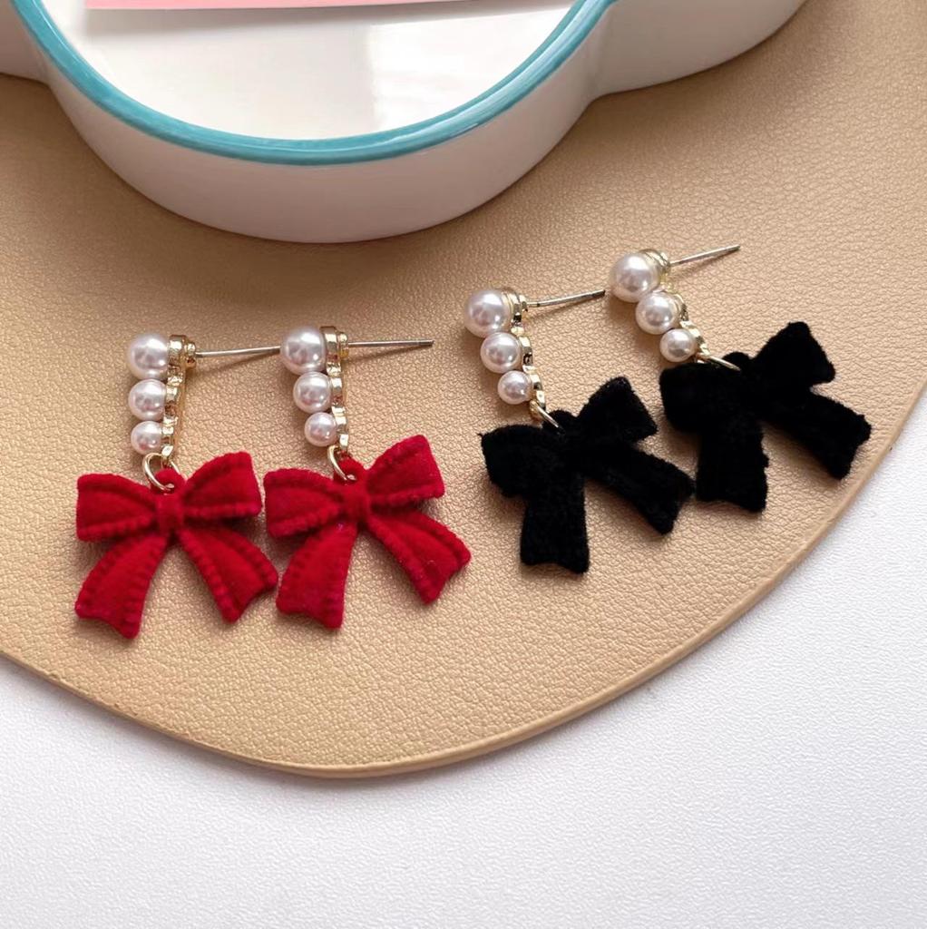 Red Bow Pearl Flocked Earrings: S925 Silver Needle, Women's Autumn/Winter Fluffy Studs
