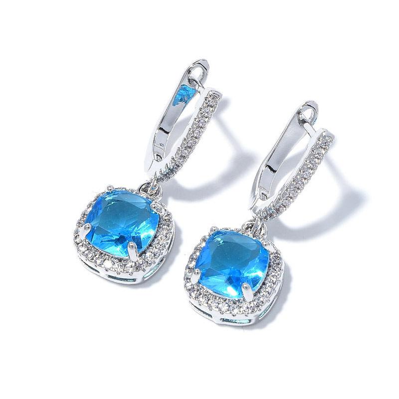 Klasik Üst Düzey Küpeler Hafif Lüks Küpeler Sekiz Kalp Sekiz Ok Zirkon Kakmalı Küpeler