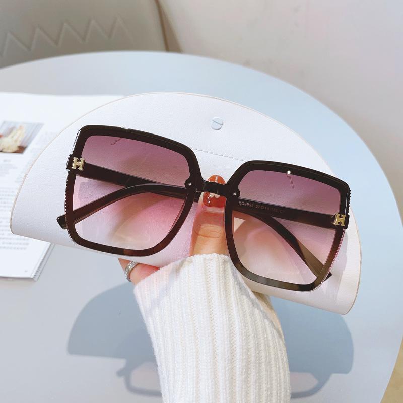 

JYL TS Fashion Sunglasses Women UV Protection Street Shot 9933 A-9730 тафтса синий