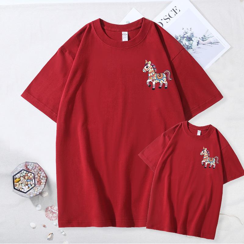 Year of the Horse Zodiac Family T-Shirt: Red Short Sleeve for Parent-Child, New Year Festive Portrait
