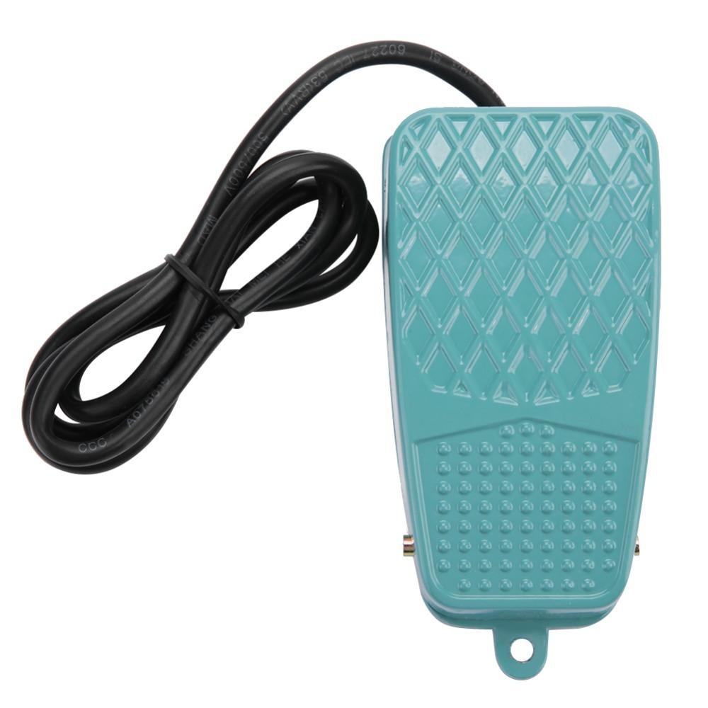 

TFS-2 Foot Pedal Switch AC 250V 10A SPDT Foot Operated Pedal Controller Electric Reset 1M Cable Pedal Switch Industrial Use індиго