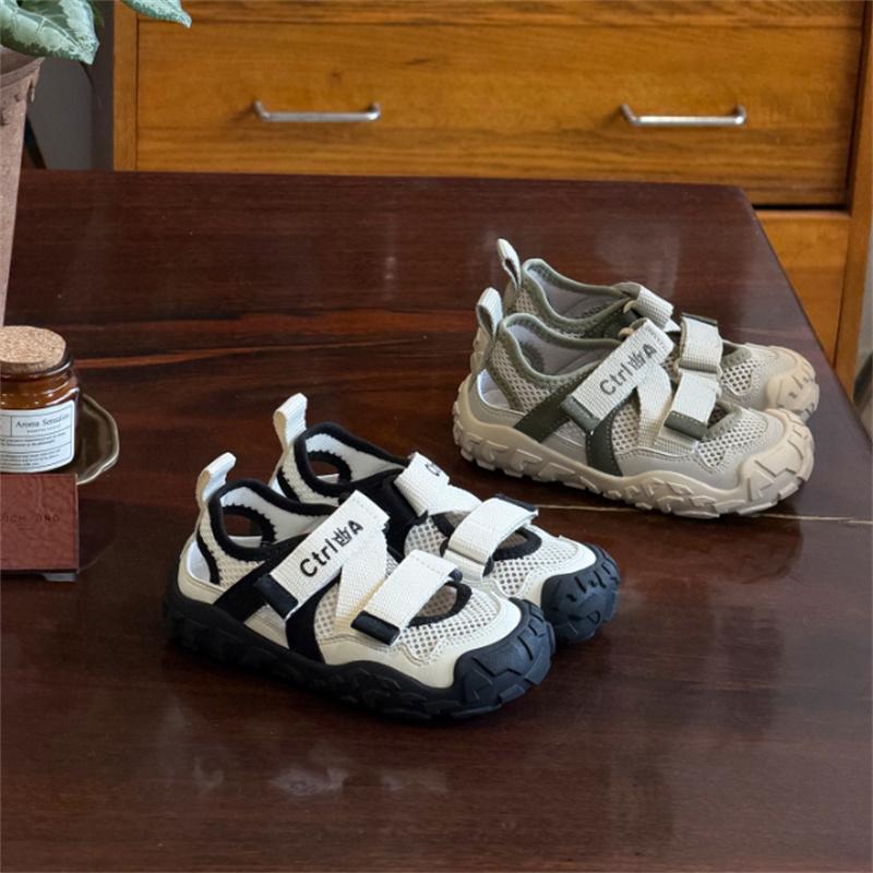 New Summer Children Sandals For Boys Mesh Breathable Sport Shoes Cut-out Soft Sole Closed Toe Beach Girls Sandals EU 26-36
