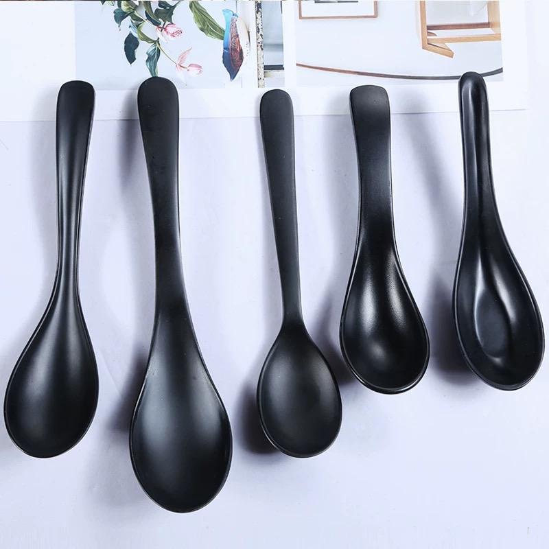 Diamine Long Handle Soup Spoon Black Imitation Porcelain Cutlery Short Handle Food Grade Plastic Spoon Korean Food Spoon