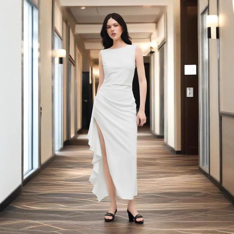 2026 Summer New French White Sexy Pleated Split-ended Long Dress Tight Niche Temperament Hip-wrapped Dress
