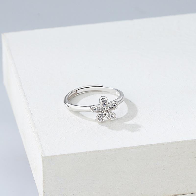S925 Sterling Silver Floral Diamond-Set Ring: Women's Japanese & Korean Style, Fresh Three-Dimensional Flower Design for Students.