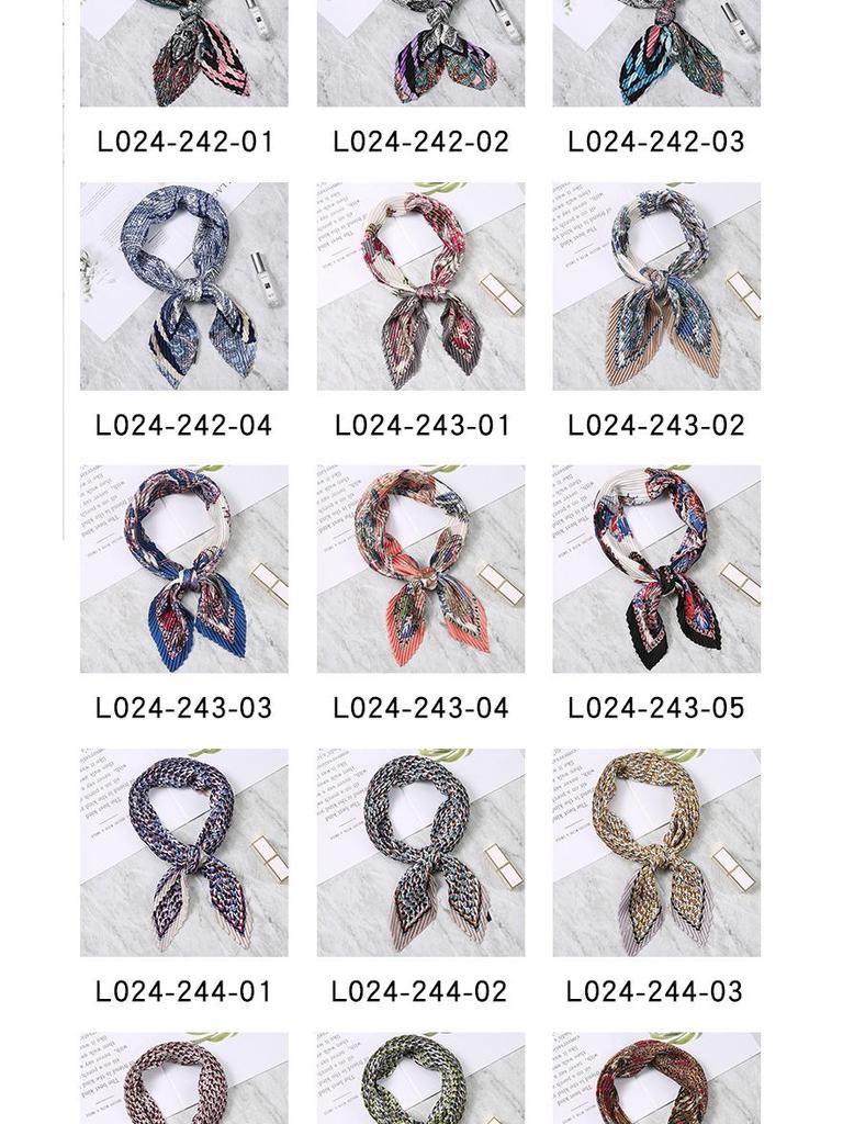 Retro Color Block Crinkled Square Scarf - 70cm Pleated Neckerchief in Imitation Silk for Women