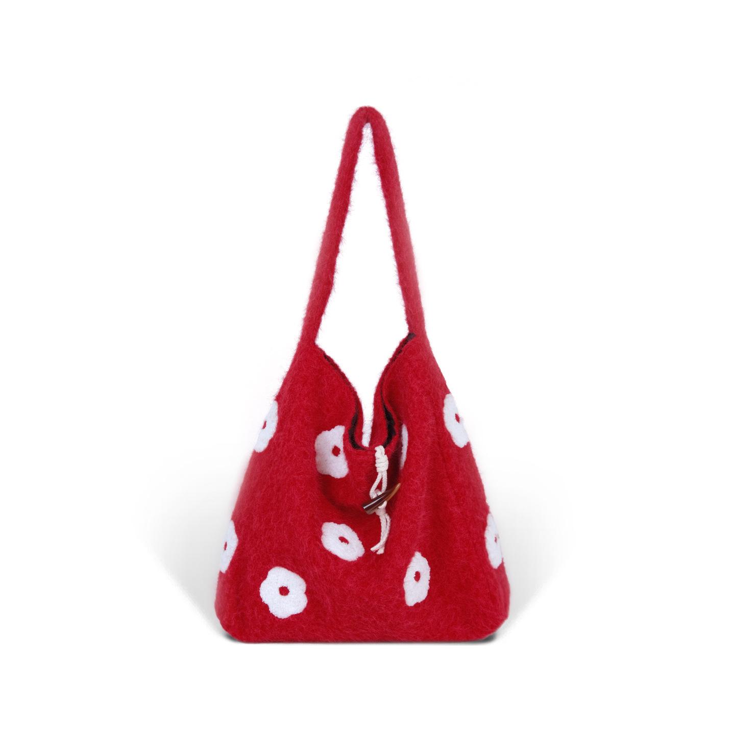 Korean-style plush floral embroidered commuter bucket bag, new autumn and winter niche design, artistic and minimalist tote bag красный