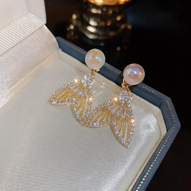 Vintage Light Luxury Long Dangle Earrings for Women, Fresh Sweet Style, Hypoallergenic Nickel-Free High-End Jewelry Gift