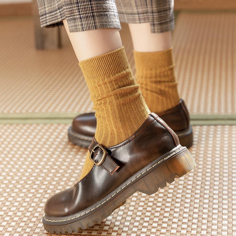 Damen Mid-Calf Socken im koreanischen Stil für Herbst und Winter - Trendiges Harajuku Japanisches Frottee-Design