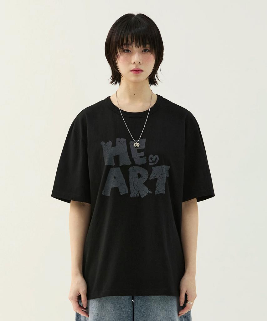 Mimdeowodeulobeu One Heart T-Shirt_Black