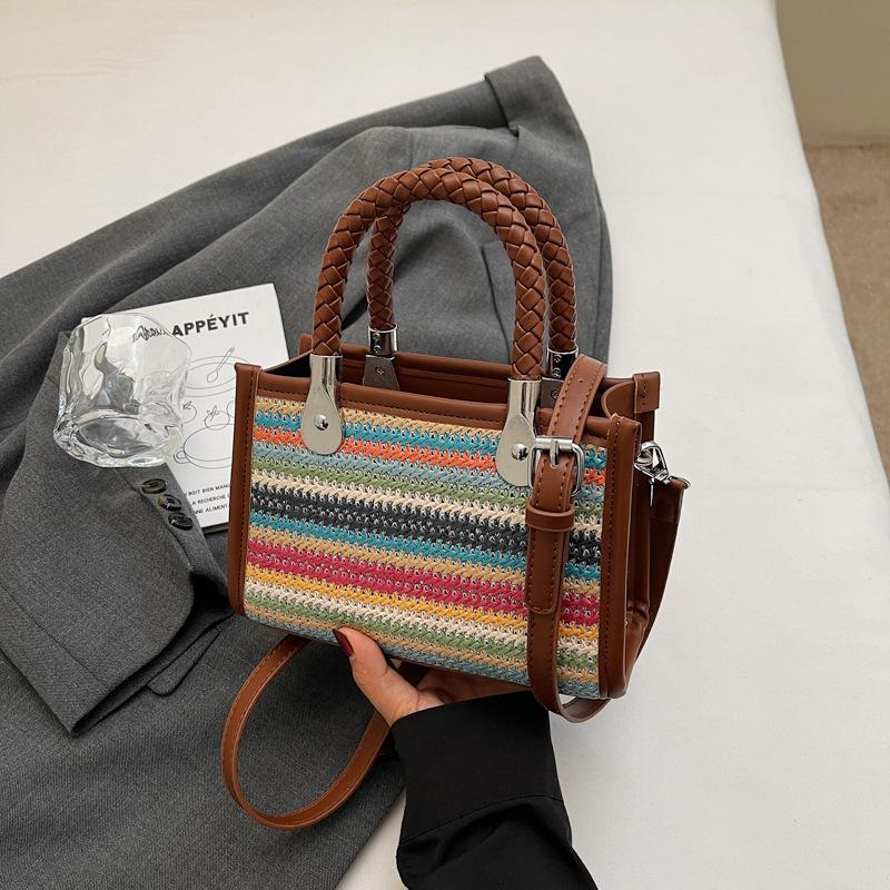 

Korean version niche simple woven handbag women s 2025 summer new messenger small square bag high value handbag разноцветный
