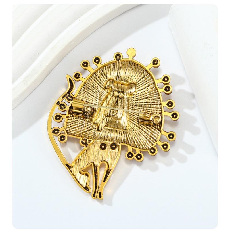Retro Gold Lion Brooch, High-end Temperament, Men's Suit Accessories, Animal Brooch, Environmentally Friendly Chest Flower