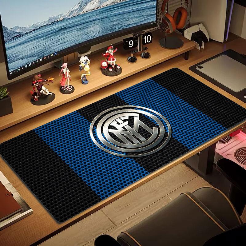 Tappetino per Mouse FC Internazionale Milano, Tappetino da Scrivania XXL per Gaming, Tappetino Mouse Antiscivolo XXL per Laptop e Tablet, Tappetino per Mini PC con Bordi Cuciti