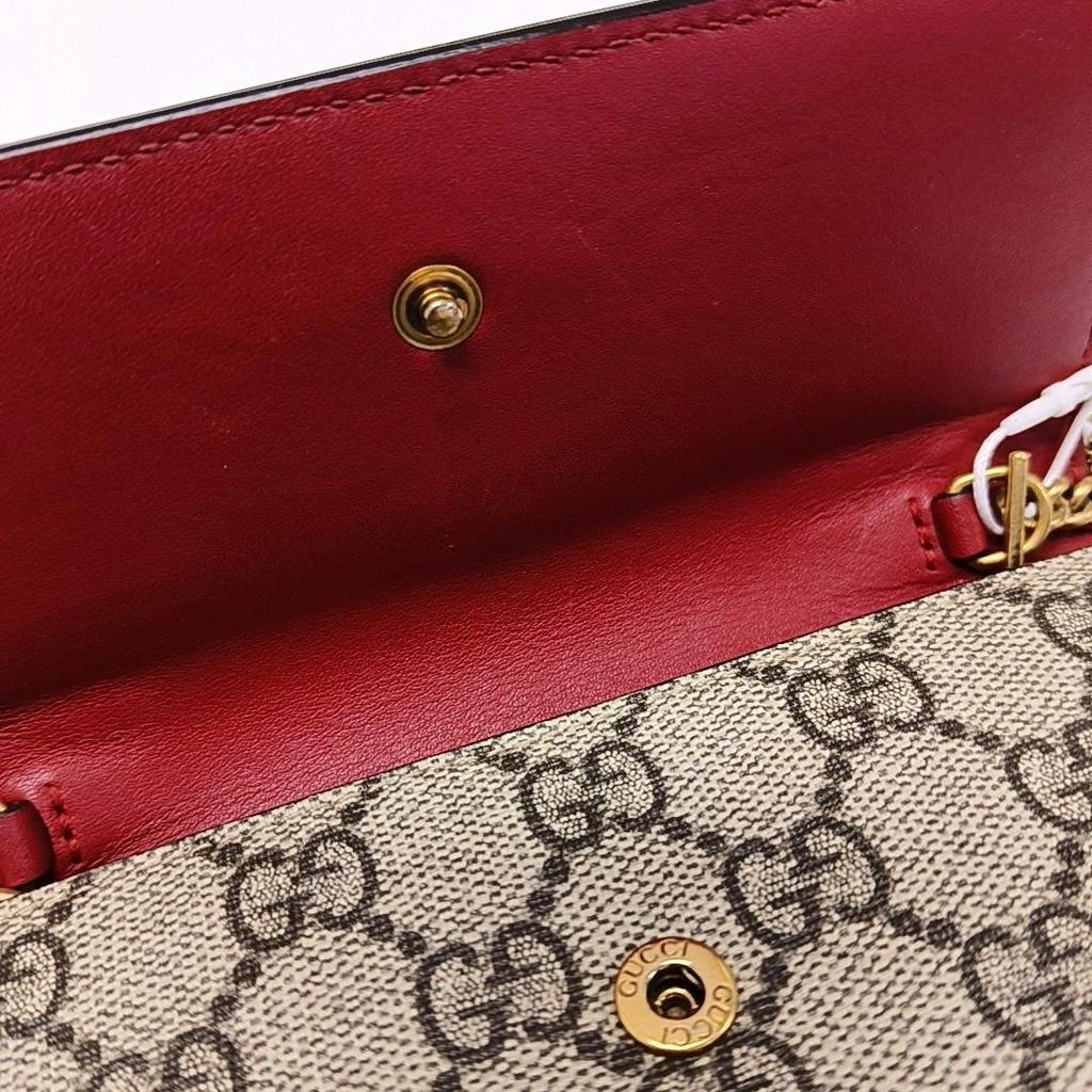 [Pre-Owned] 3D Cherry Decorated Logo Chain Bag - Very Good #X3KRZE