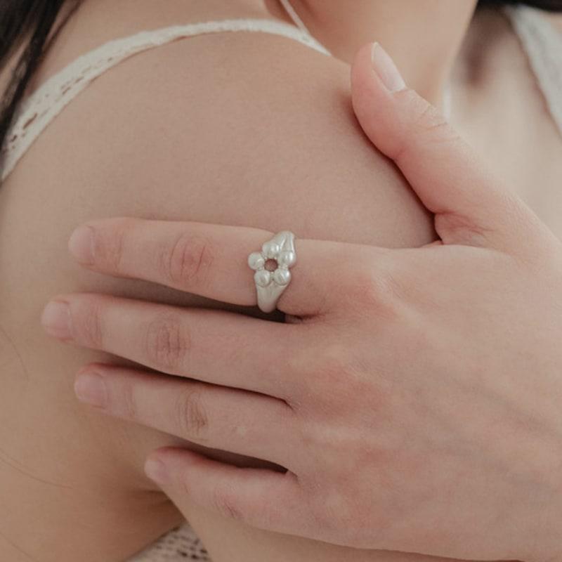 NUDOOR Bold bloom ring