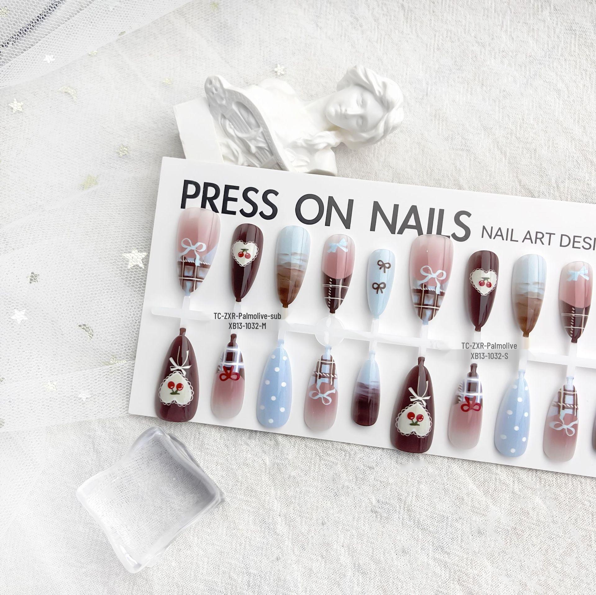 

Wearable Caramel Amber Blue-Brown Nail Strips: Autumn-Winter Chic False Nails Natural No Finish / 30 Pieces