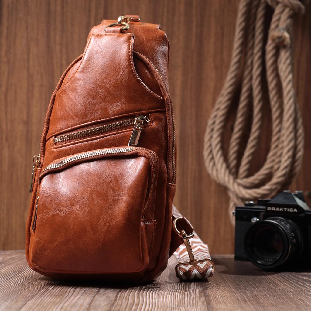 Stylish Women's Sling Bag Over the Shoulder Made of Eco-leather VINTAGE Bag 22751 Red
