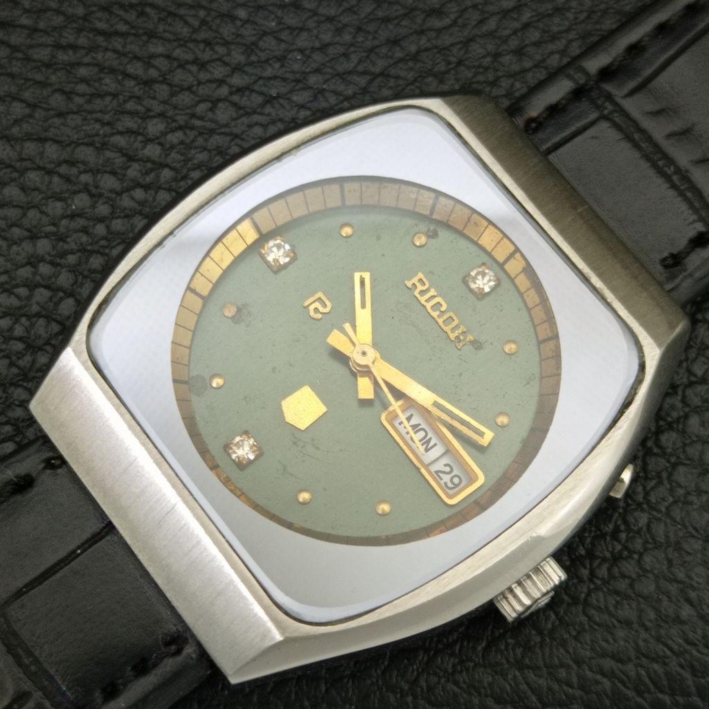 VINTAGE RICOH R31 AUTOMATIC JAPAN MENS ORIGINAL DIAL WATCH a707975-1