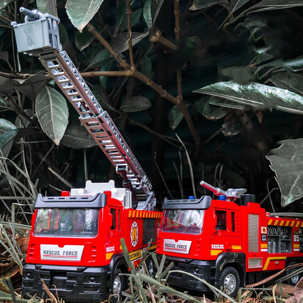 Simulate The Sound And Light Of A Toy Car Model Made Of Alloy For Children To Press And Spray Water, Fire Ladder, Water Tank