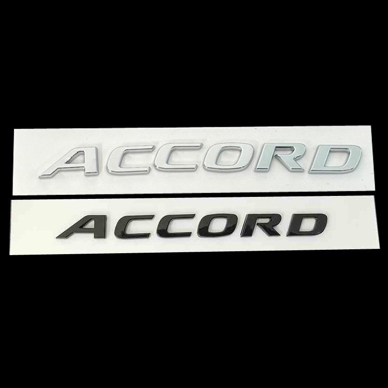 

Металлическая эмблема Honda Accord 11-го поколения: Значок задней двери ACCORD серебряный
