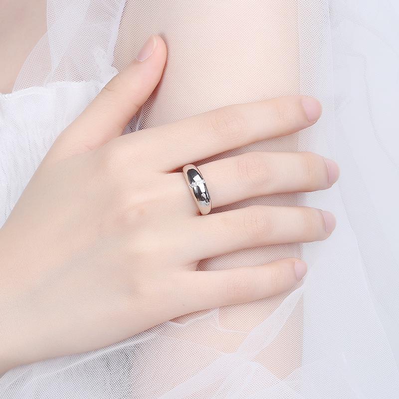 Błyszczący Pierścionek na Palec Wskazujący w Jednym Rzędzie - Europejska i Amerykańska Moda Lekko Luksusowa