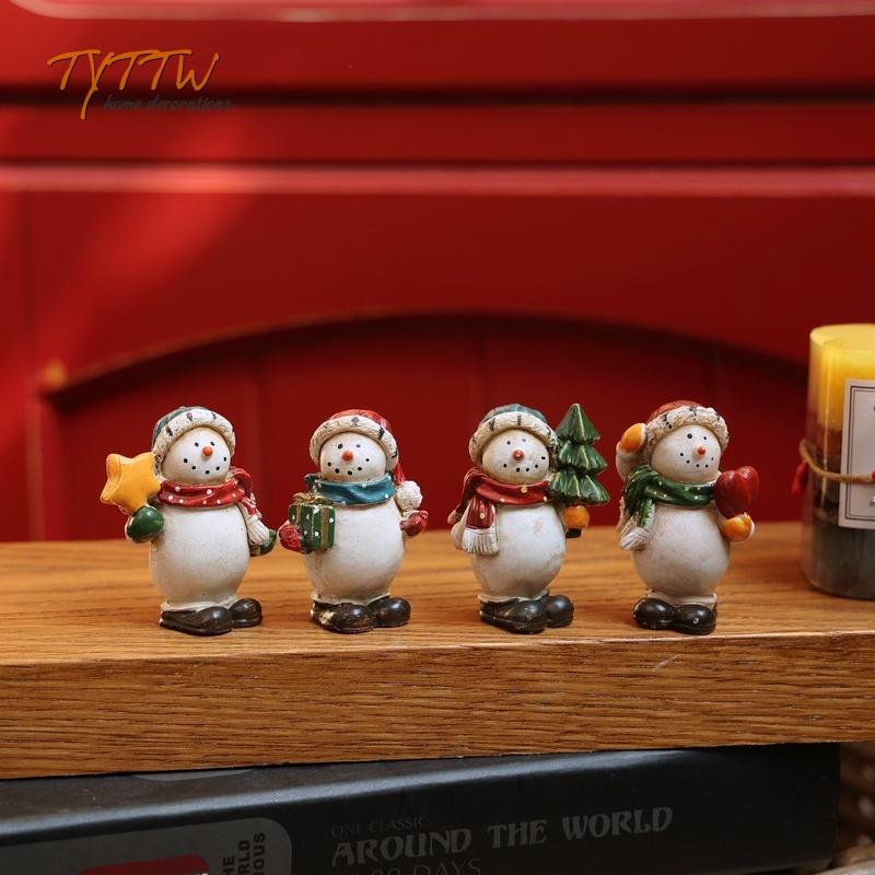 Cute Christmas Holiday Atmosphere Snowman Retro Resin Decor On Desk New Year Ornaments Photography Props Home Decoration