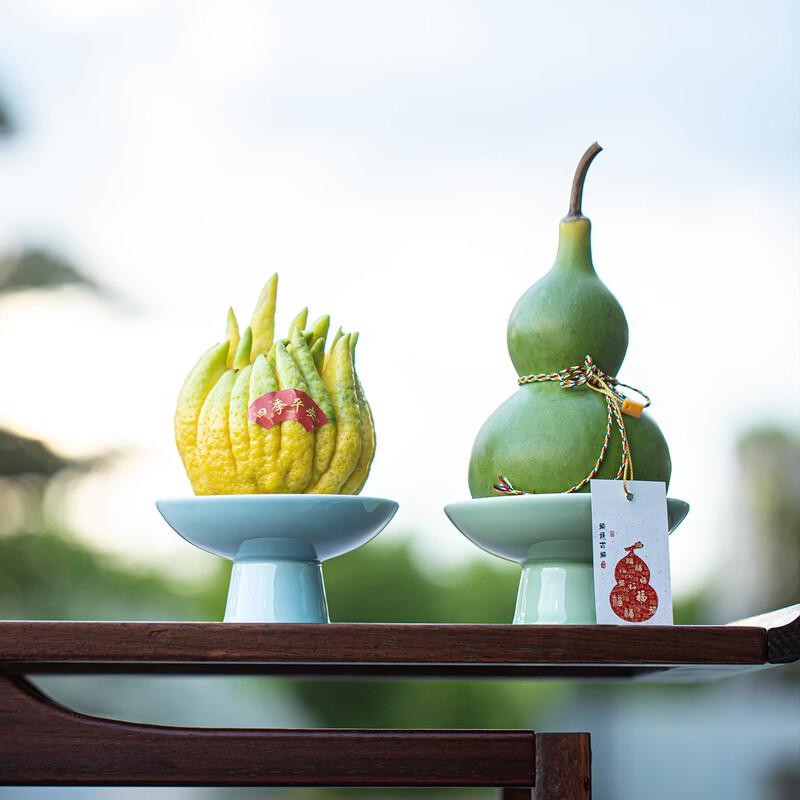 Ru Han Ceramic High-Foot Fruit Plate