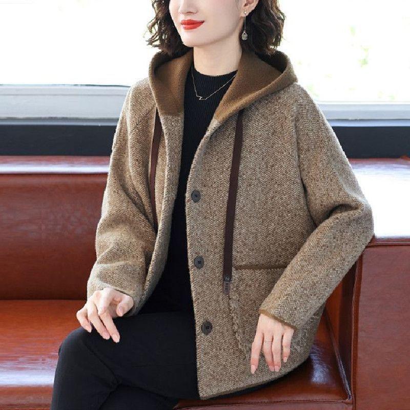 

Уютное шерстяное пальто с капюшоном для мамы на средний возраст - Двустороннее, Свободный крой, Большой размер, Модное для осени/зимы M (suggested 90-109 kg) верблюд